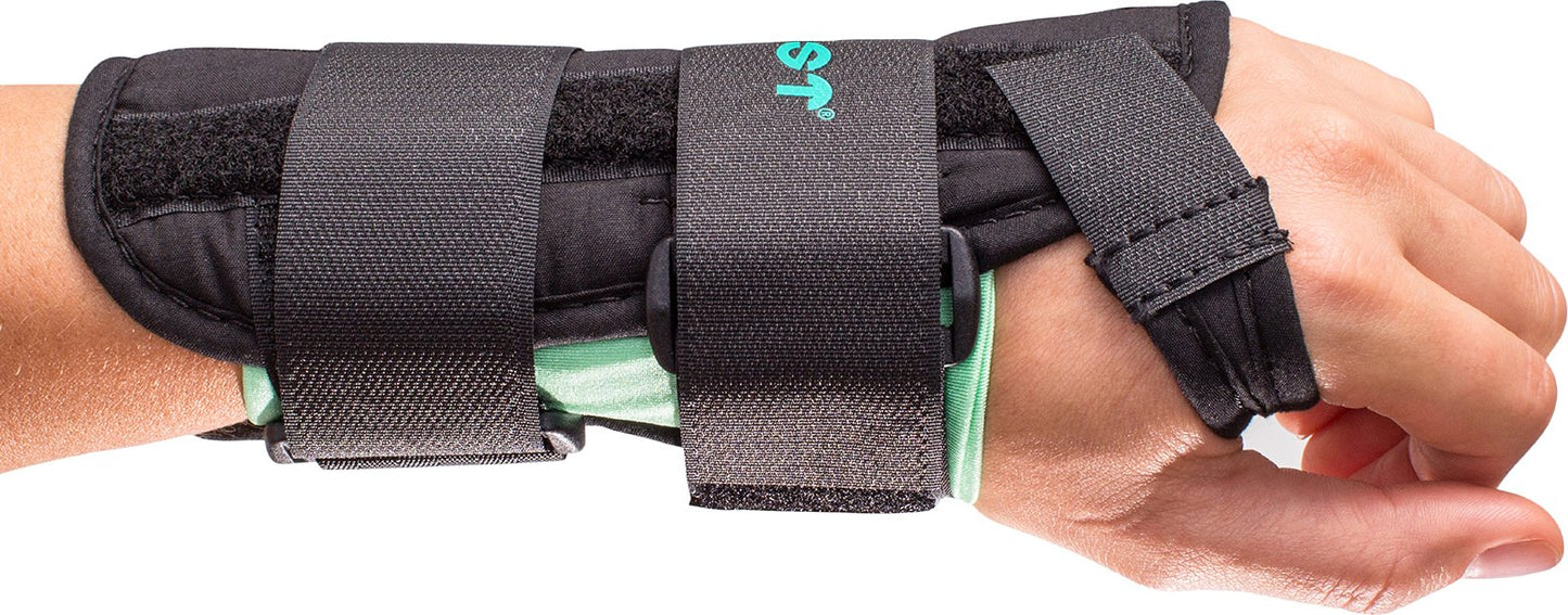 A2 Wrist Brace Medium Left 7.5 - 9